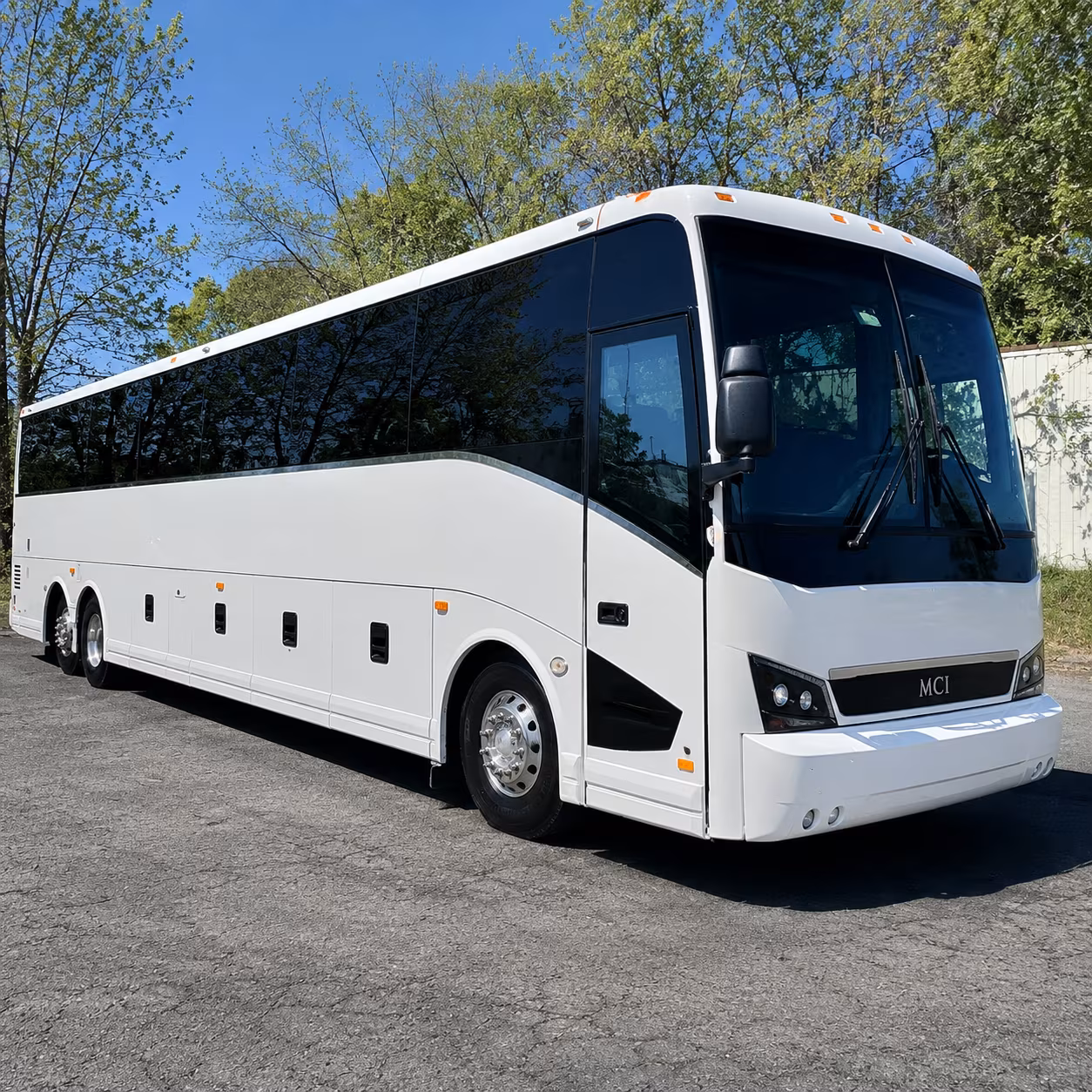 conference and convention shuttle buses at berglund center and hotel roanoke