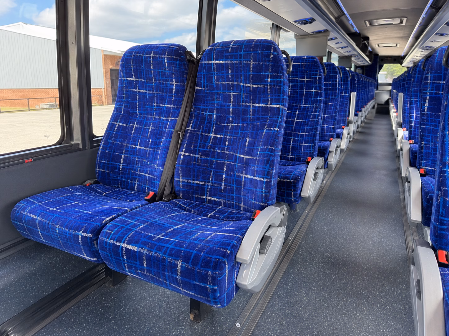how the type of bus you choose changes the price in roanoke virginia