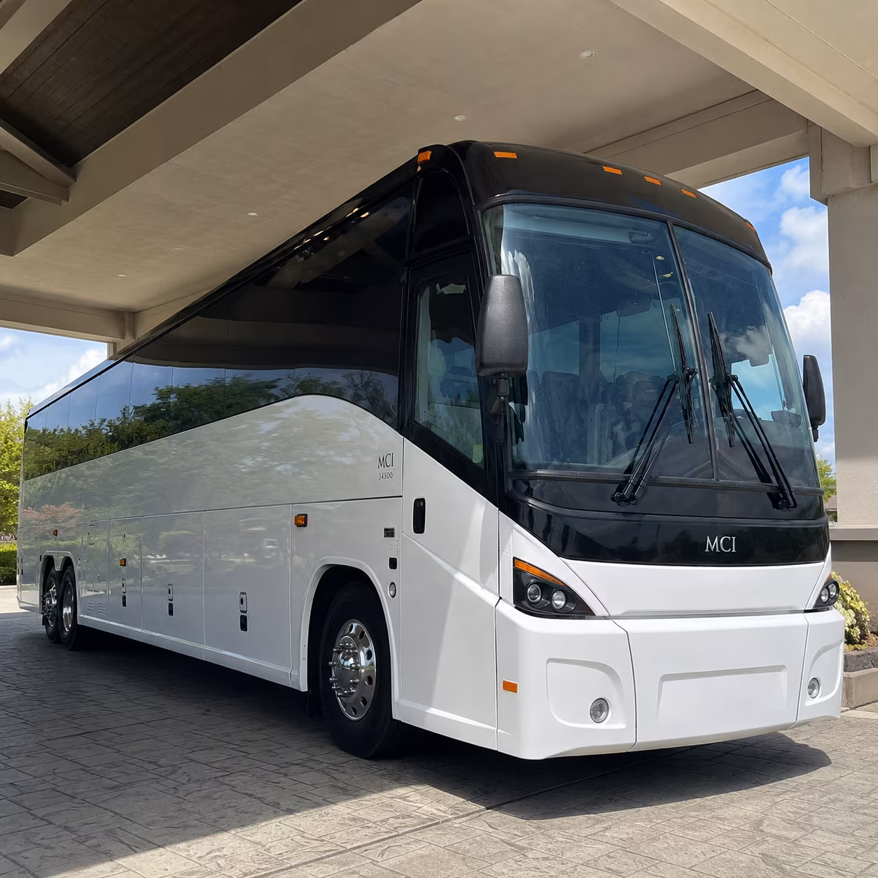 roanoke blacksburg regional airport roa charter bus pickups drop offs