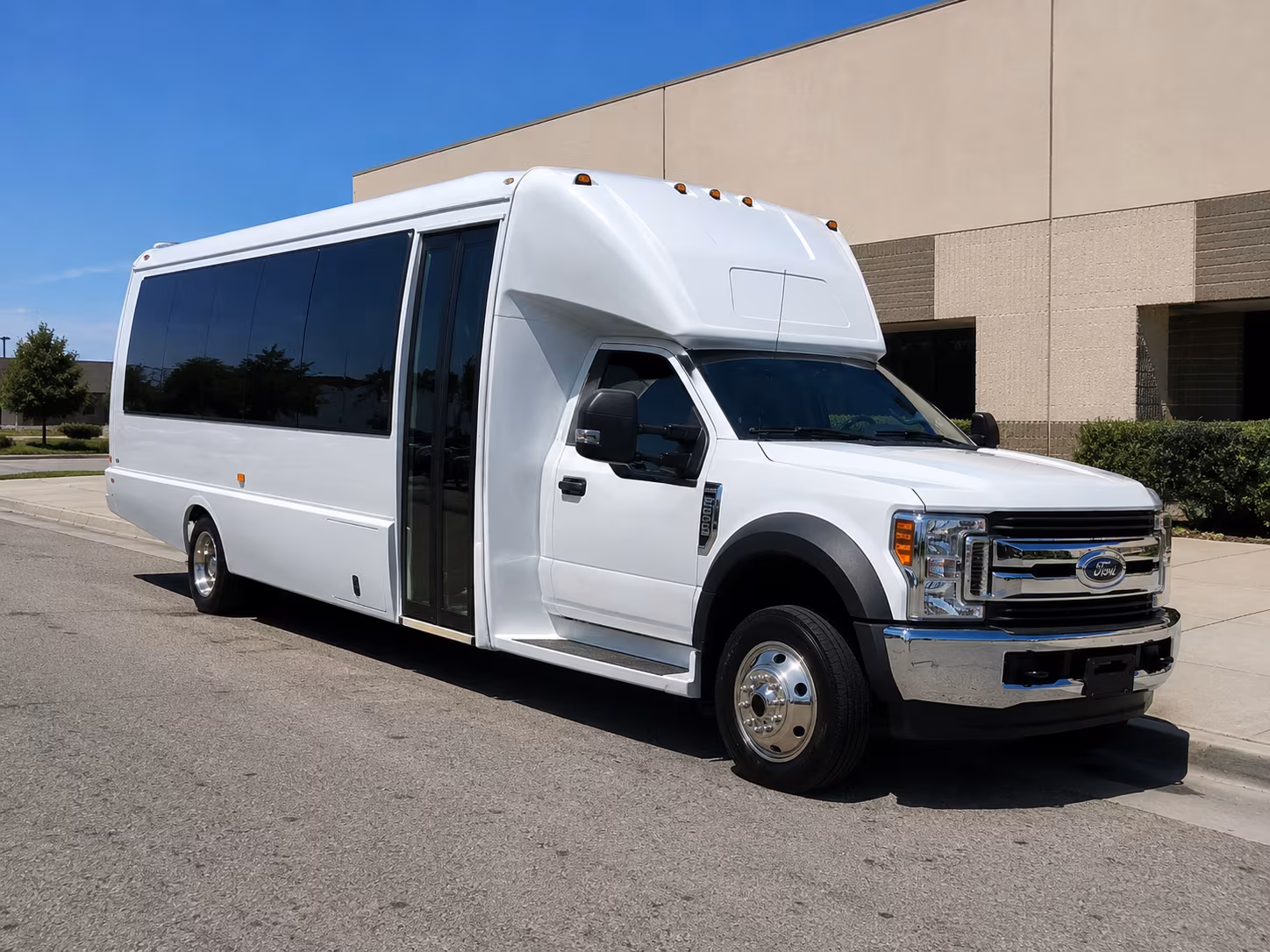 roanoke concert transportation onboard seating