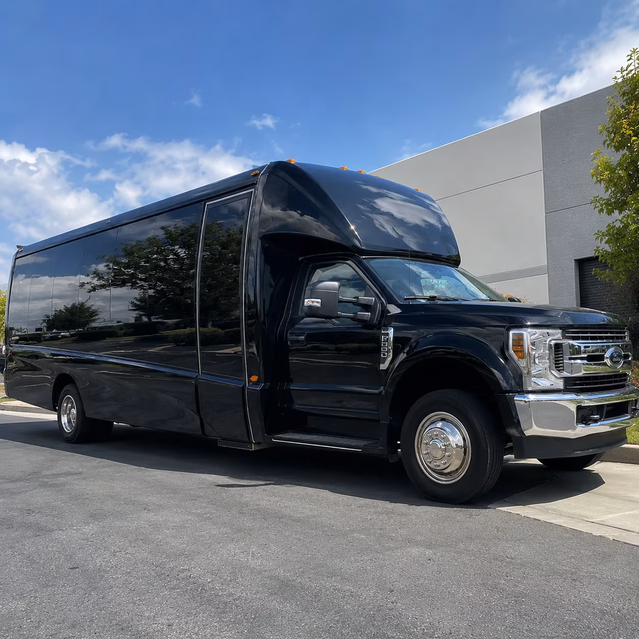roanoke wine tour brewery transportation onboard seating